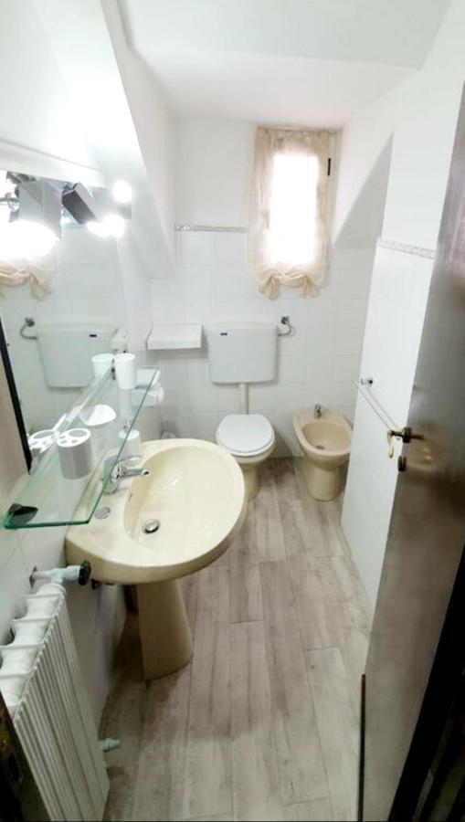 La casa di Loryanne Apartment Avezzano Bagian luar foto